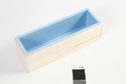 Image de Moule en silicone dans une boîte en bois