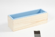 Image de Moule en silicone dans une boîte en bois