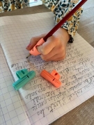 Image de Aide-écriture un doigt, les 12