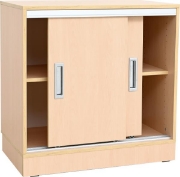 Image de Armoire basse avec portes coulissantes, érable