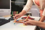Image de Stylo-bille neutre en carbone Stabilo pointball, noir