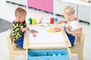 Image de Table à peinture avec 2 chaises