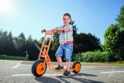 Image de Trottinette 3-5 ans avec frein