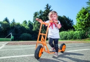 Image de Trottinette 3-5 ans avec frein