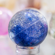 Image de Boules sensorielles à paillettes arc-en-ciel
