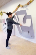 Image de Table murale avec bancs, petite