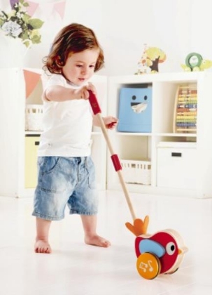Image de la catégorie Jouets à tirer et à pousser