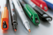 Image de Etui de 8 marqueurs "Stabilo OHPen" permanents