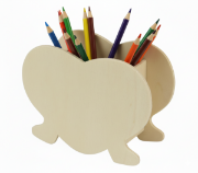 Image de Pot à crayons coeur en bois