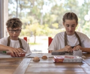 Image de Argile à séchage à l’air – Pack scolaire avec spatules
